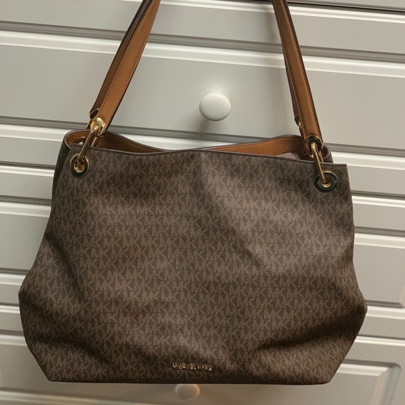 Michael Kors large handbag - Picture 2 of 2